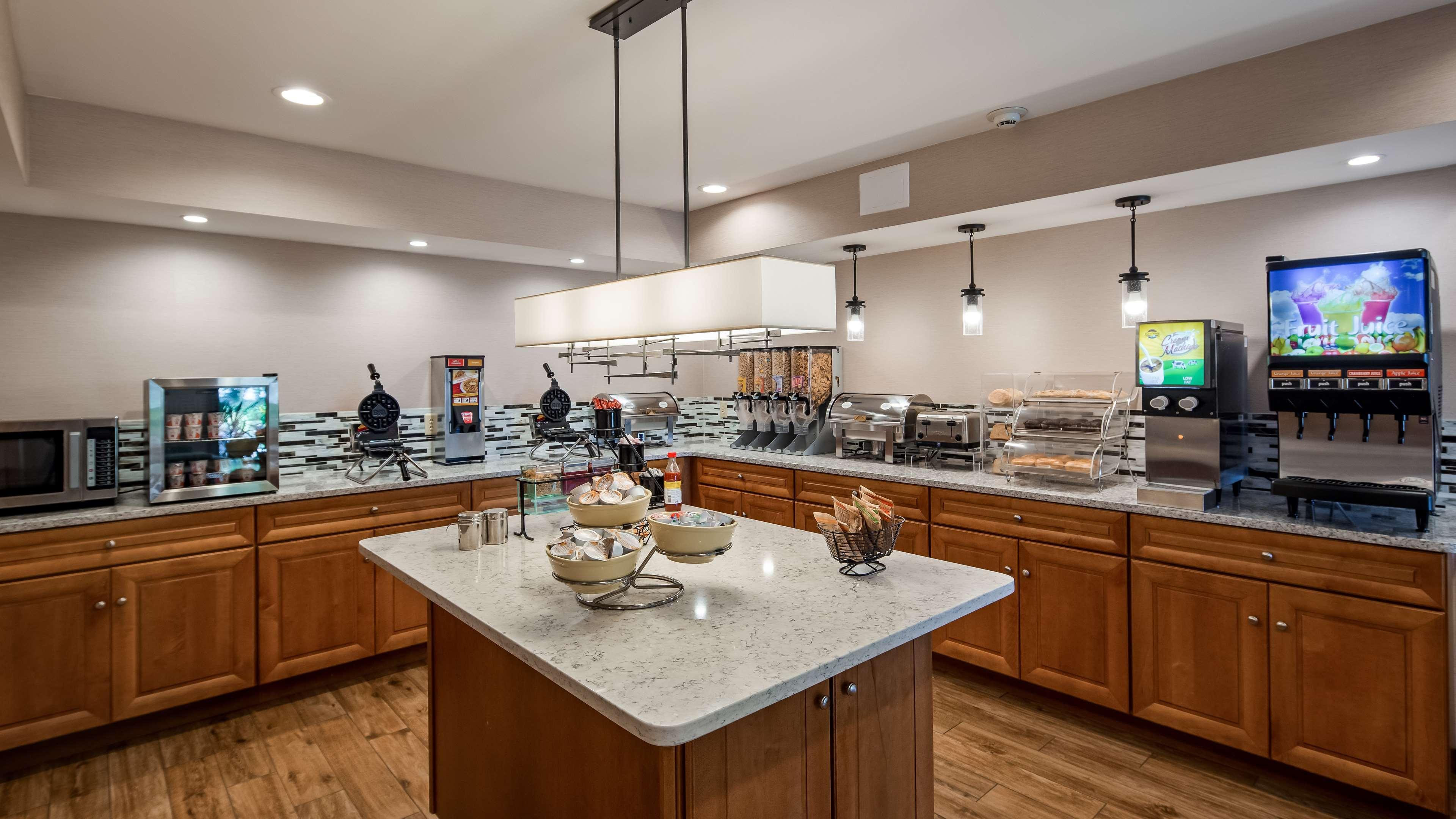 Best Western Chincoteague Island Экстерьер фото